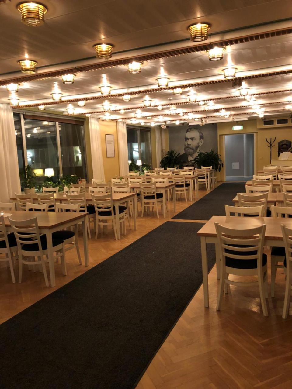阿尔弗雷德诺贝尔酒店 卡尔斯库加 外观 照片